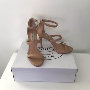 Steve Madden Feel Ya Sandal Heel Size 7